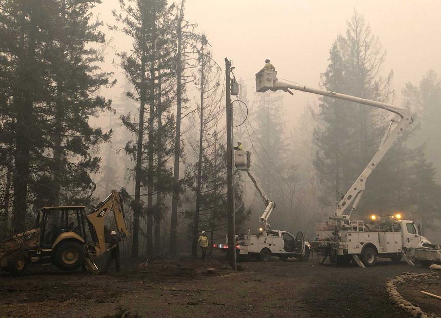 Storm restoration crew